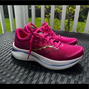 Saucony Women’s Endorphin Speed 3s